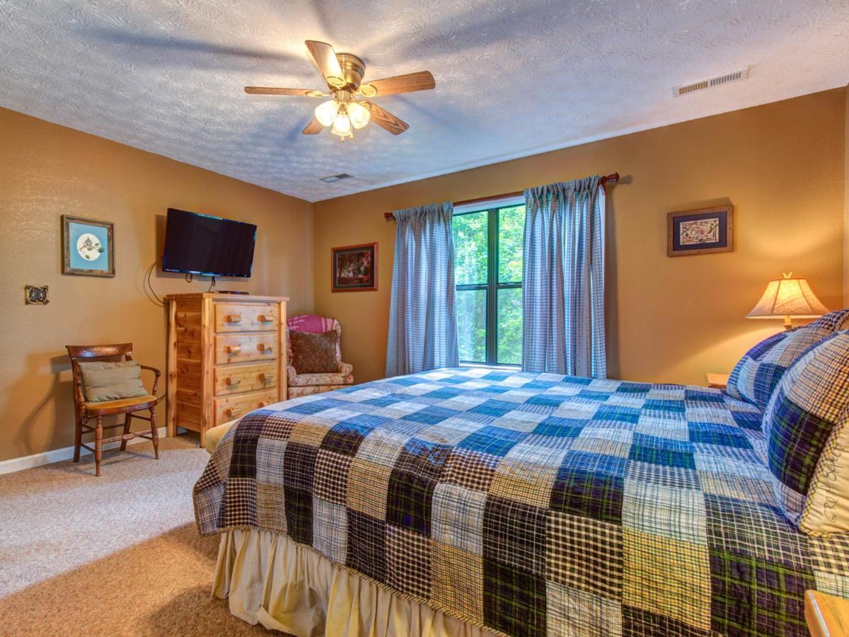 Great Expectations, 3 Bedrooms, Fireplace, Pool Table, Hot Tub, Sleeps 10 Gatlinburg Luaran gambar