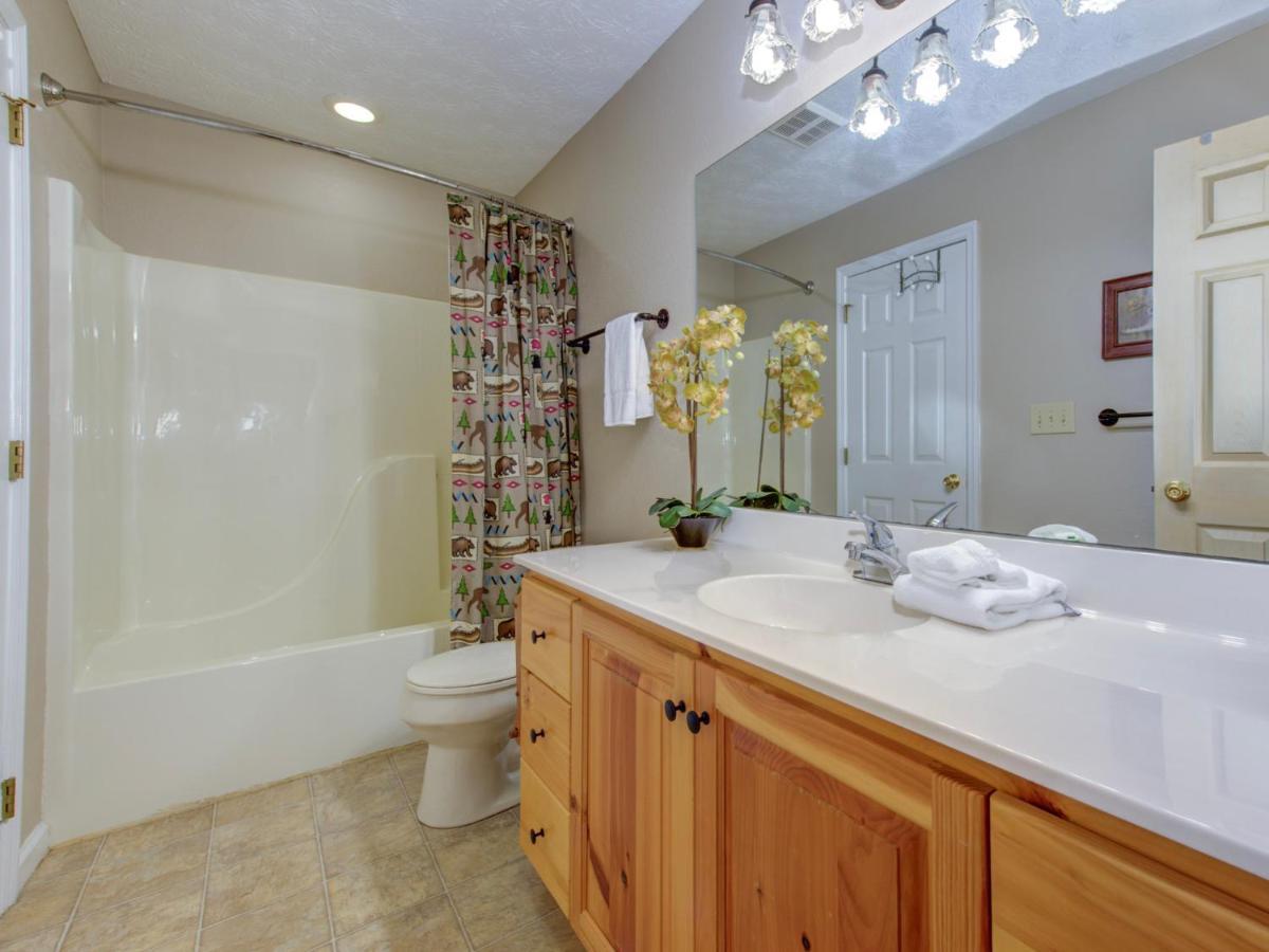 Great Expectations, 3 Bedrooms, Fireplace, Pool Table, Hot Tub, Sleeps 10 Gatlinburg Luaran gambar