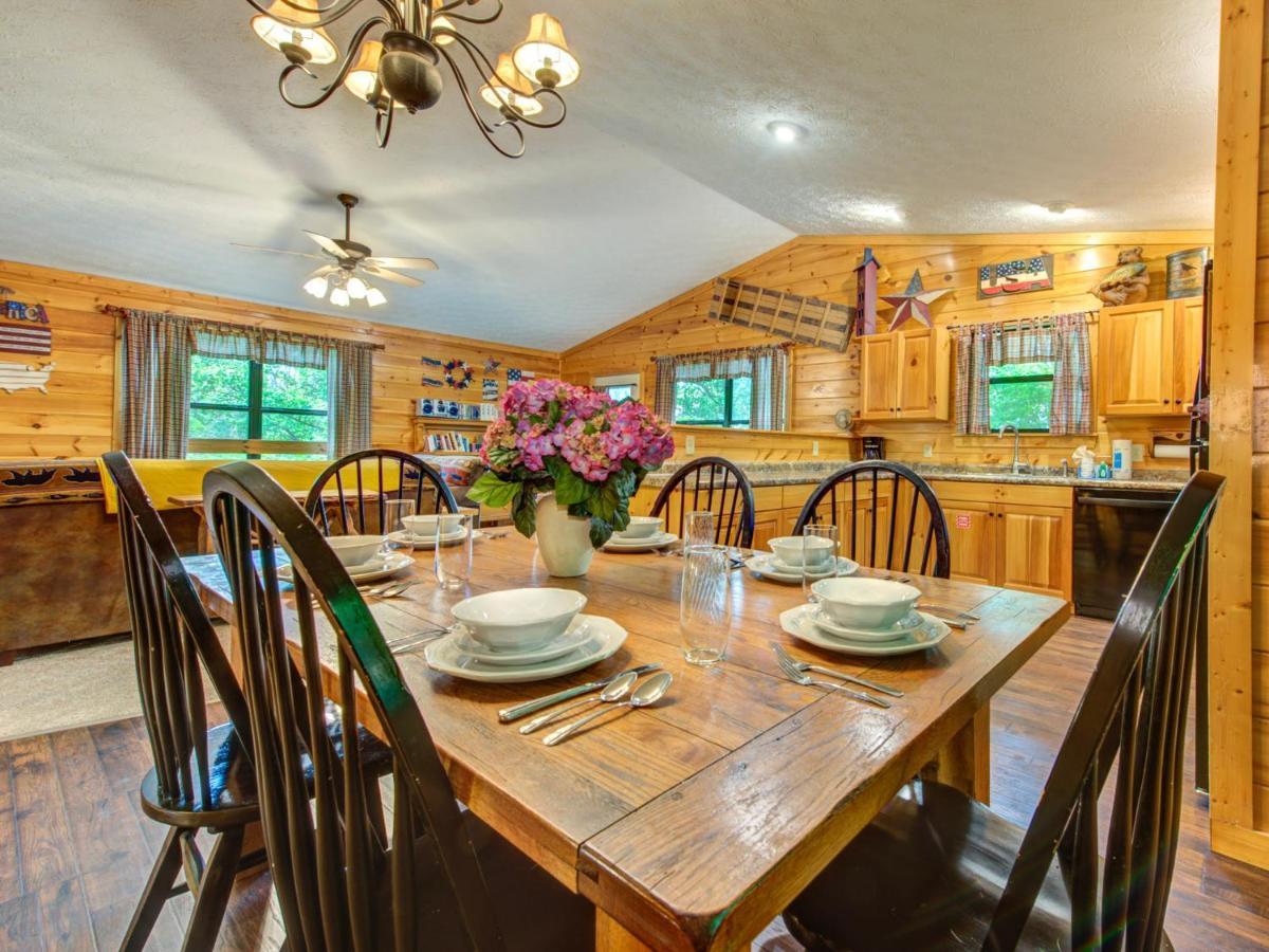 Great Expectations, 3 Bedrooms, Fireplace, Pool Table, Hot Tub, Sleeps 10 Gatlinburg Luaran gambar